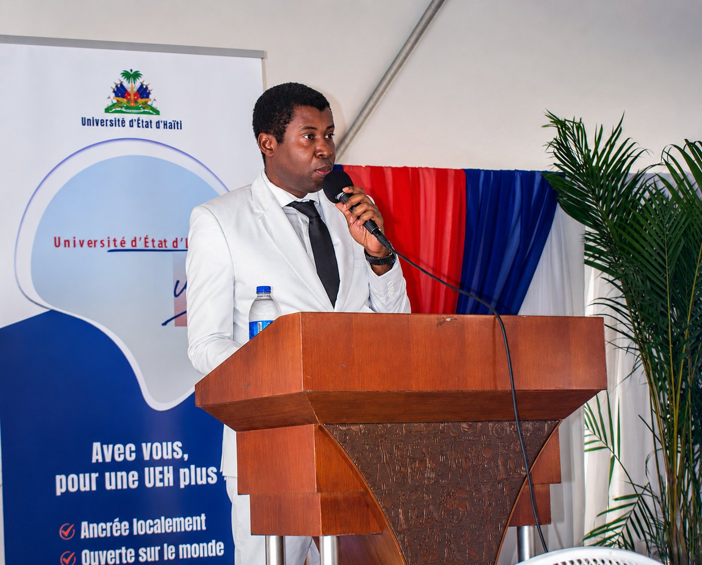 Discours du Recteur de l'UEH, Dr Dieuseul Prédélus, lors de la cérémonie d'hommage aux professeurs, étudiants et membres du personnel administratif et de soutien (Rectorat, 18 mai 2026))